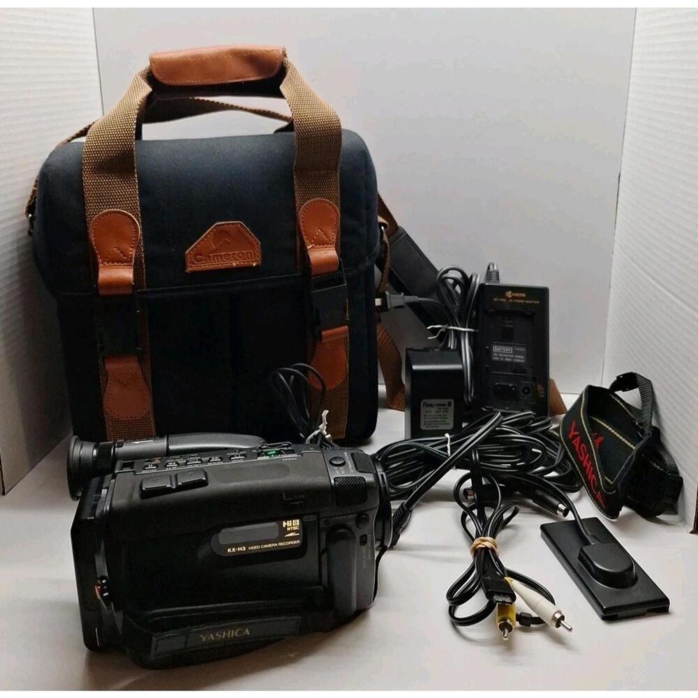Yashica KX-H3 Video Camera Recorder Hi 8 NTSC Case + Accessories (Parts Only)